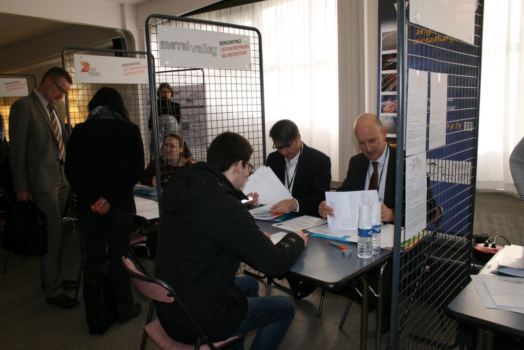 Stand Métal'Valley sur le Forum des métiers et de l'alternance UIMM 2017